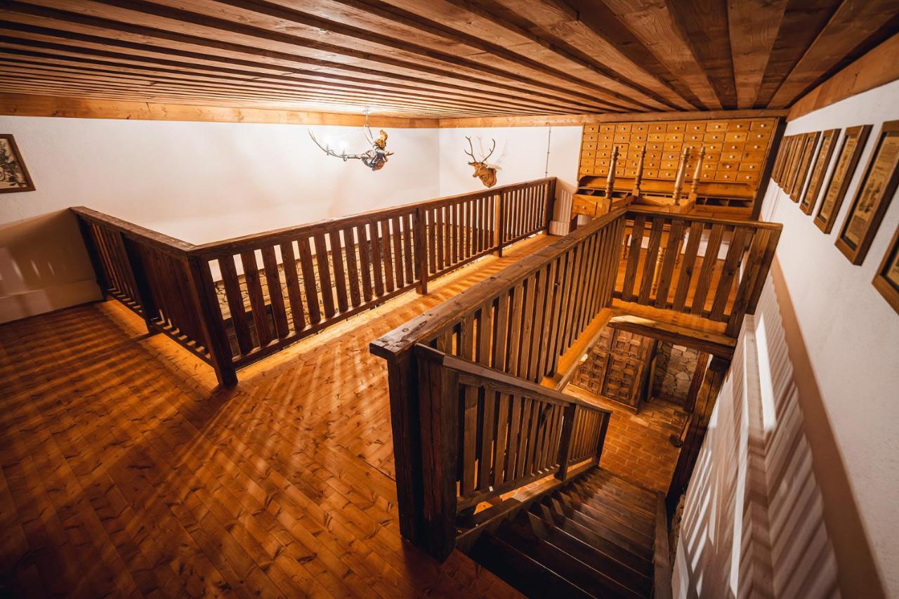 Chateau Rychvald Hotell Exteriör bild